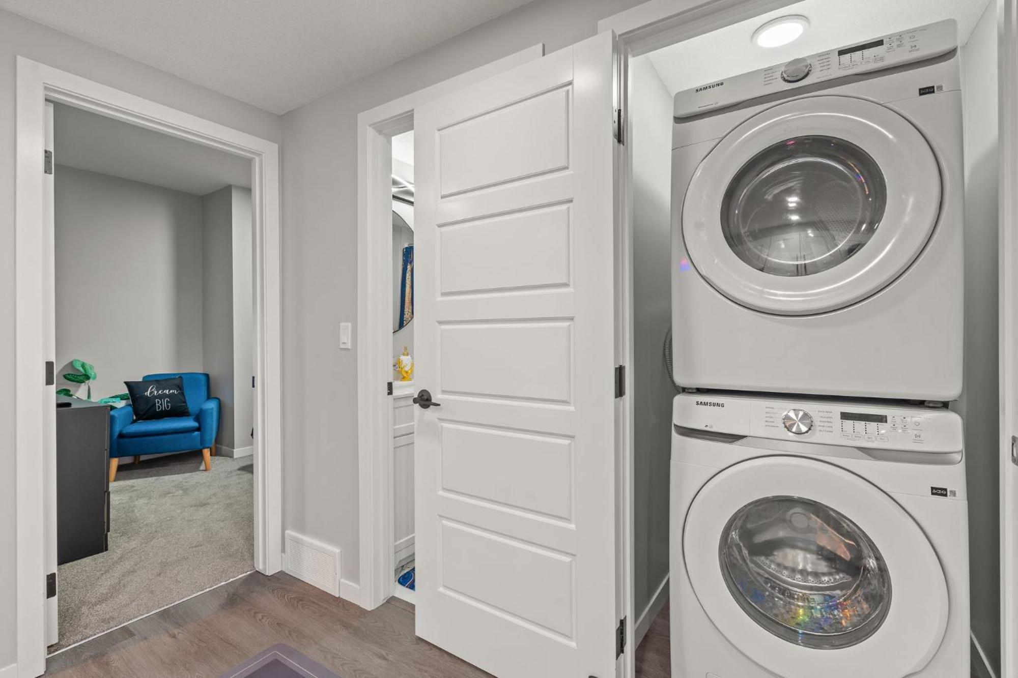 Meriweather - Calgary Breathtaking 1-Bedroom Apartment YYC Exterior foto